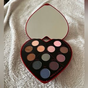 Lancôme - For The Love of Paris Emily in Paris eyeshadow pallet